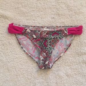 New Eldon bikini bottom - size m